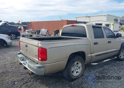 2005 Dodge Dakota Slt z USA, uszkodzony, nr VIN 1D7HW48N75S214431